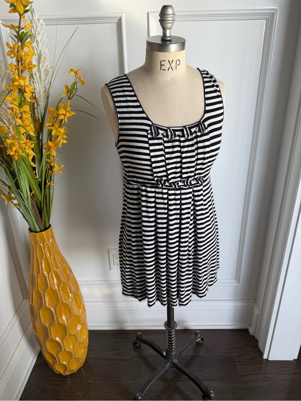 Max Studio Black and White Striped Sleeveless Empire Top
